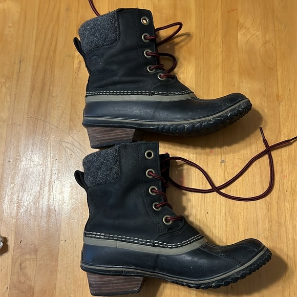 Sorel Hiking Boots, Size 8 - Picture 2 of 8